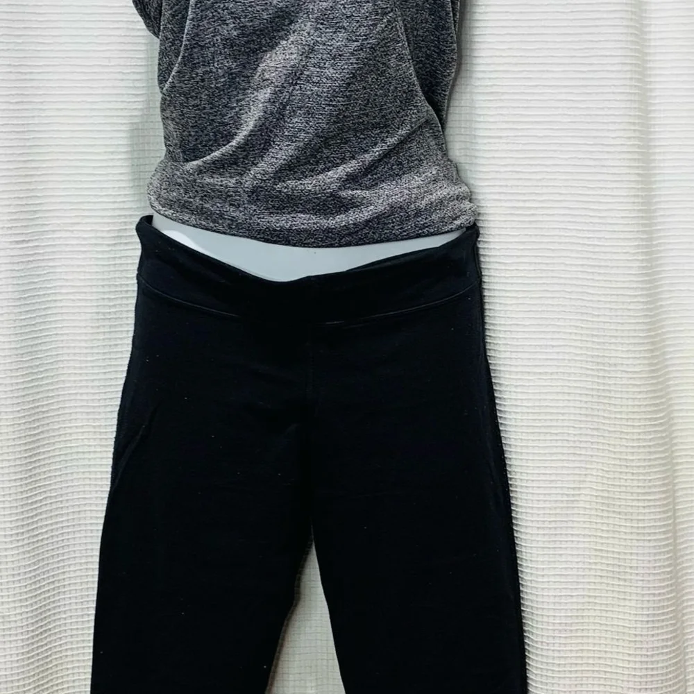 ZYIA Gray Muscle Tee - Picture 3 of 5